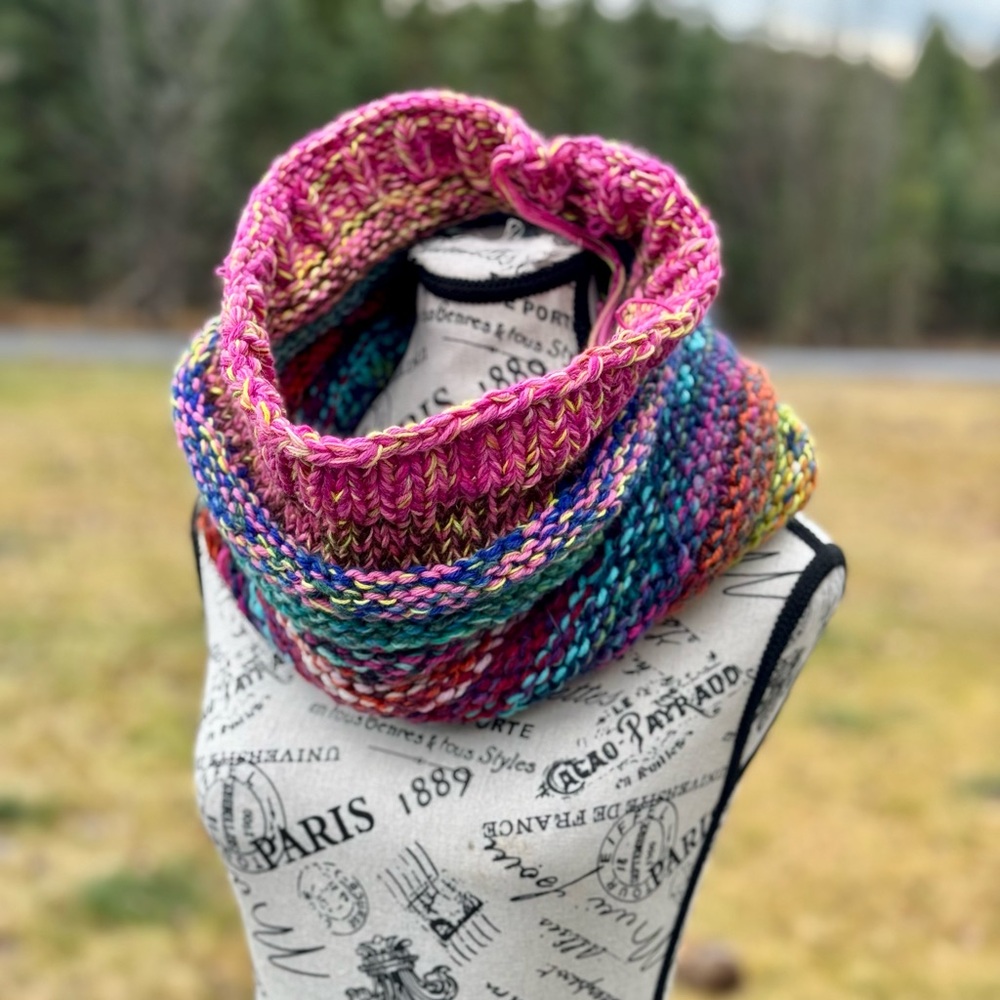 Hand Crafted Multicolor Knit Wrap - Picture 4 of 17